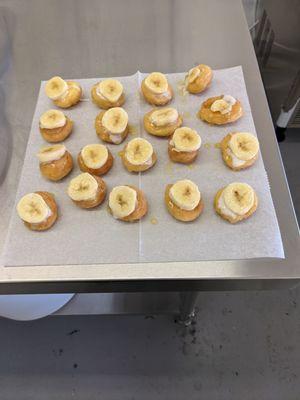 Banana Foster topping with real banana slice