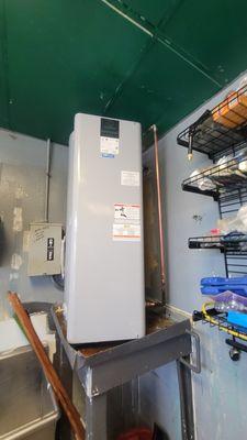 New commercial hot water heater