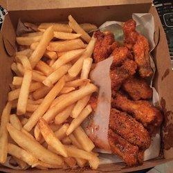 Chicken wing combo meal