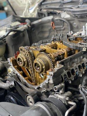 Mercedes Benz (timing chain) head job!