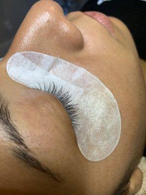 Lash extensions removal from a client not satisfied with previous tech .