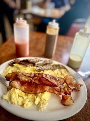 Steak, eggs & bacon (à la carte)