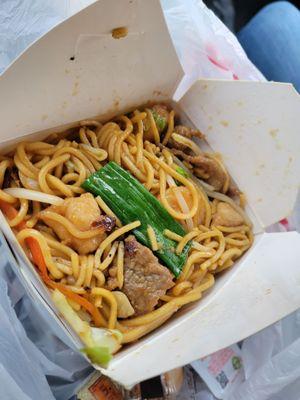 House Chow Mein