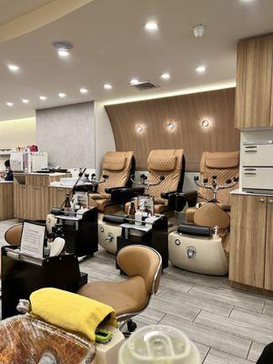 Avanti Nails & Spa