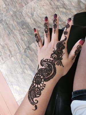 Neelam is the best. She did this very quickly and it still came out beautiful!