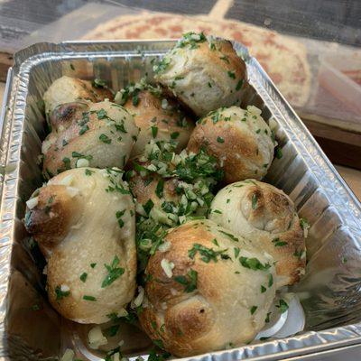 Garlic knots