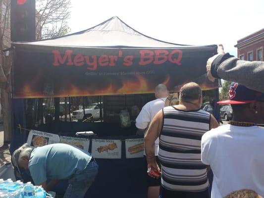 This is a staple at Vallejo ' s farmers market on Saturday. .line is long but the food is bomb!