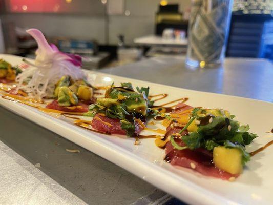 Chef special new style tuna tataki