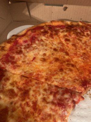 Large cheese pizza - very good!