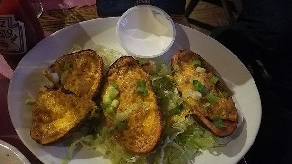 potato skins app...only 3 measly halves for $10.95.