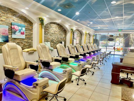 New spa pedicure chairs