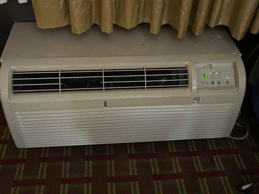 Broking AC vent