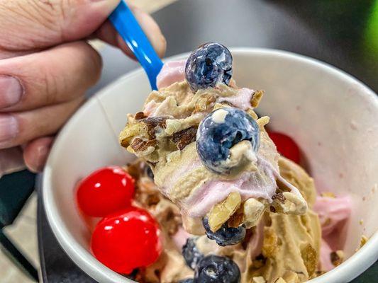 Yoga workout ‍ -   My PB&J - peanut butter & strawberry yogurt  mix with blueberries, cherries, almonds, and walnuts