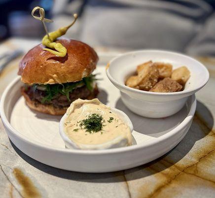 Lamb Burger + crispy za'atar potatoes