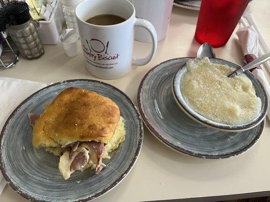 Ham biscuit and grits