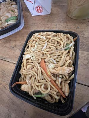 3. Chicken Lo Mein