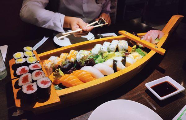 Sushi boat