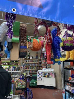 More piñatas