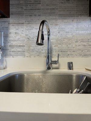 Kitchen faucet replacement