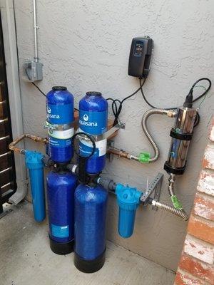 Whole house multi filtration system with UV reactor.