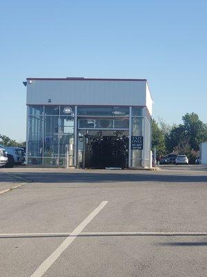 The car wash used to be complimentary for customers after service... but now they only use for their business use. Interesting