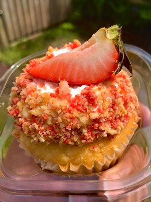 Strawberry Shortcake Cupcake