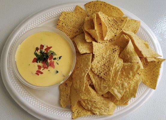 Chips & Queso