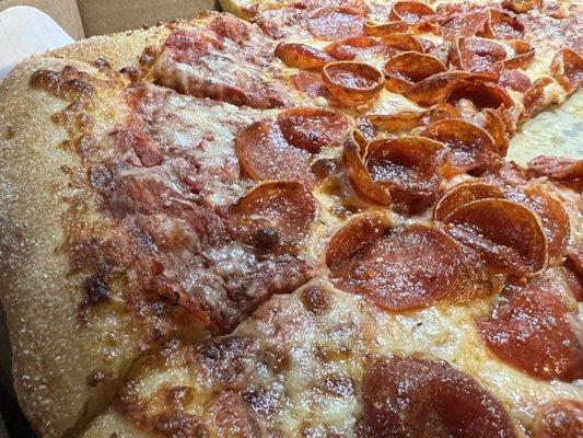 Pepperoni Magnifico Pizza