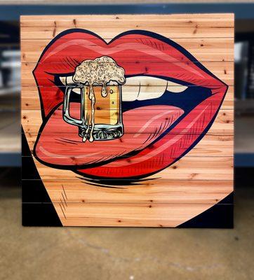 Custom graphics were directly printed onto a wooden pallet.