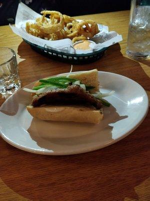 Sausage slider and onion rings