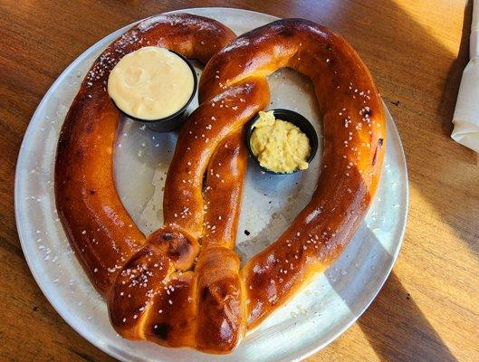 Huge Pretzel and so yummy!