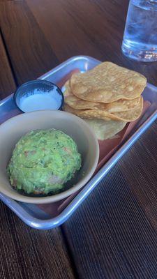 Guac and chips