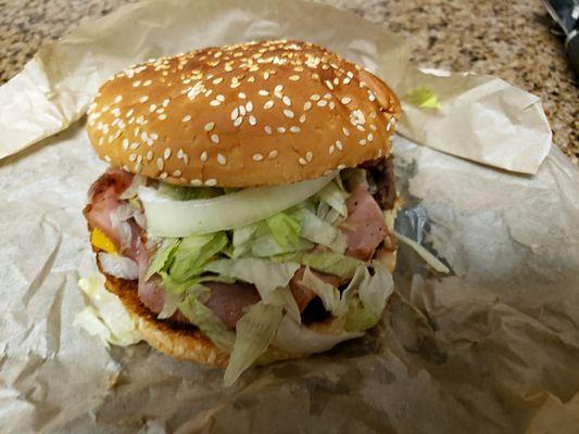 Mexican burger, Includes ham, grilled pineapple, lettuce, onions, tomato, cheese & mayo.