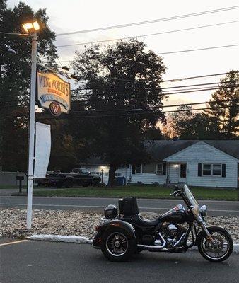 9/27/21  Wentworth's Ice Cream at sunset.