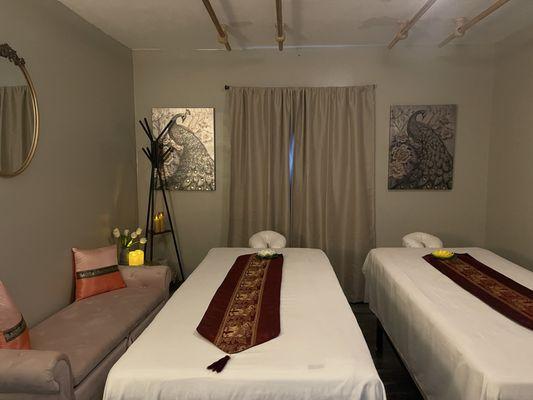 Comfortable couples massage room.