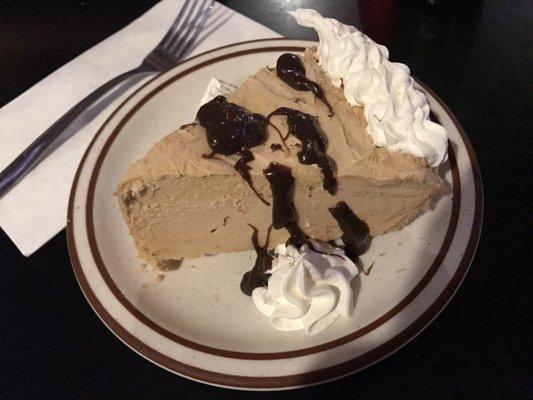 "Famous" Homemade Peanut Butter Pie