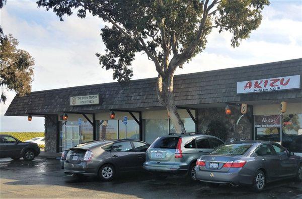 Beach Park Blvd. Foster City CA Retail Center - Space for Lease