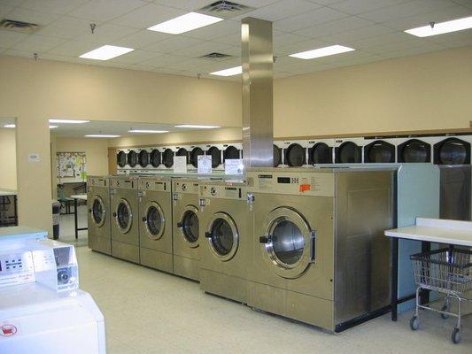 Maytag Laundry Center & Del Sol Tanning