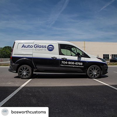 Mobile auto glass repair service in the Charlotte, NC area.