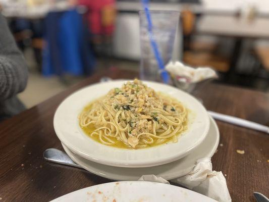 #30. Linguine with White Clam Sauce