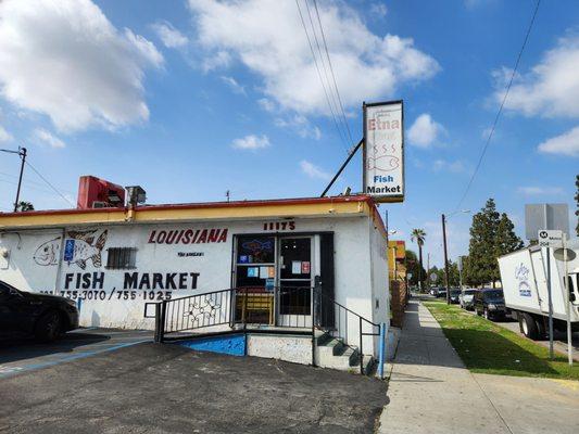 Etna Fish Market