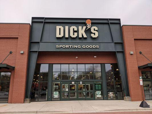 DICK'S Sporting Goods