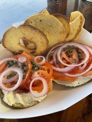 Lox bagel