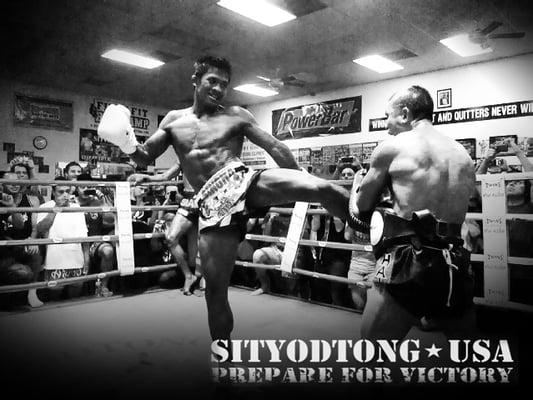 Buakaw visiting Sityodtong LA