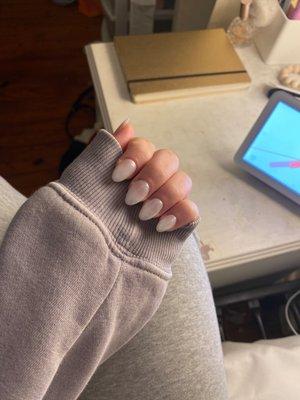 hailey bieber nails