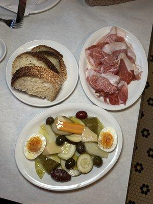 Antipasti Plate ($9) with Prosciutto (+ $10)