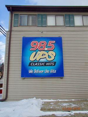 985UPS We deliver the hits