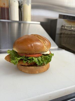 Crispy chicken burger