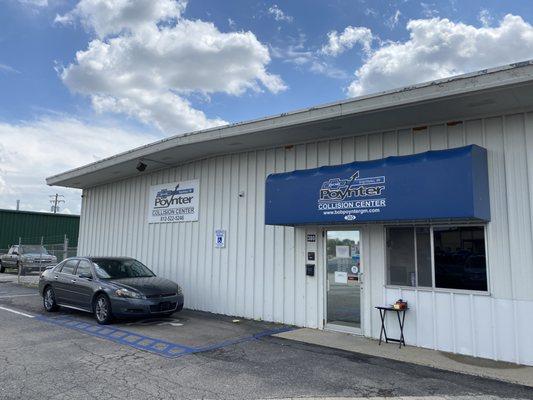 Bob Poynter Collision Center Seymour