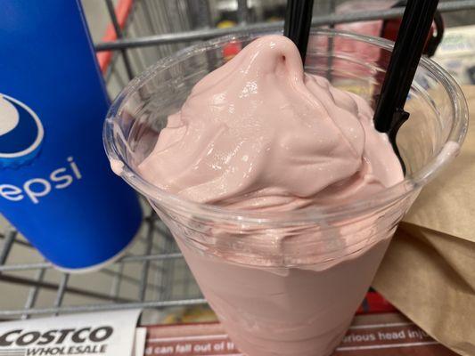 New strawberry frozen yogurt!